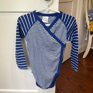 Hanna Anderson 3T side snap onesie